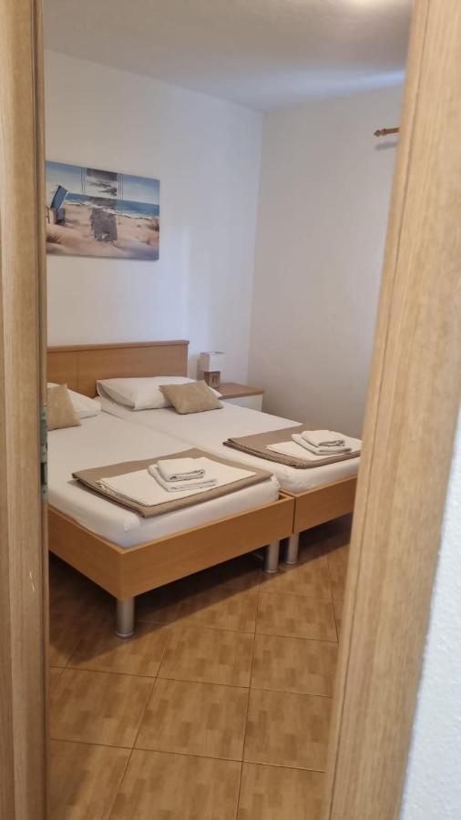 Apartmani Smoljic Primošten Eksteriør billede